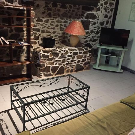 Gites Au Clos Du Lit Saint-Aaron Екстер'єр фото