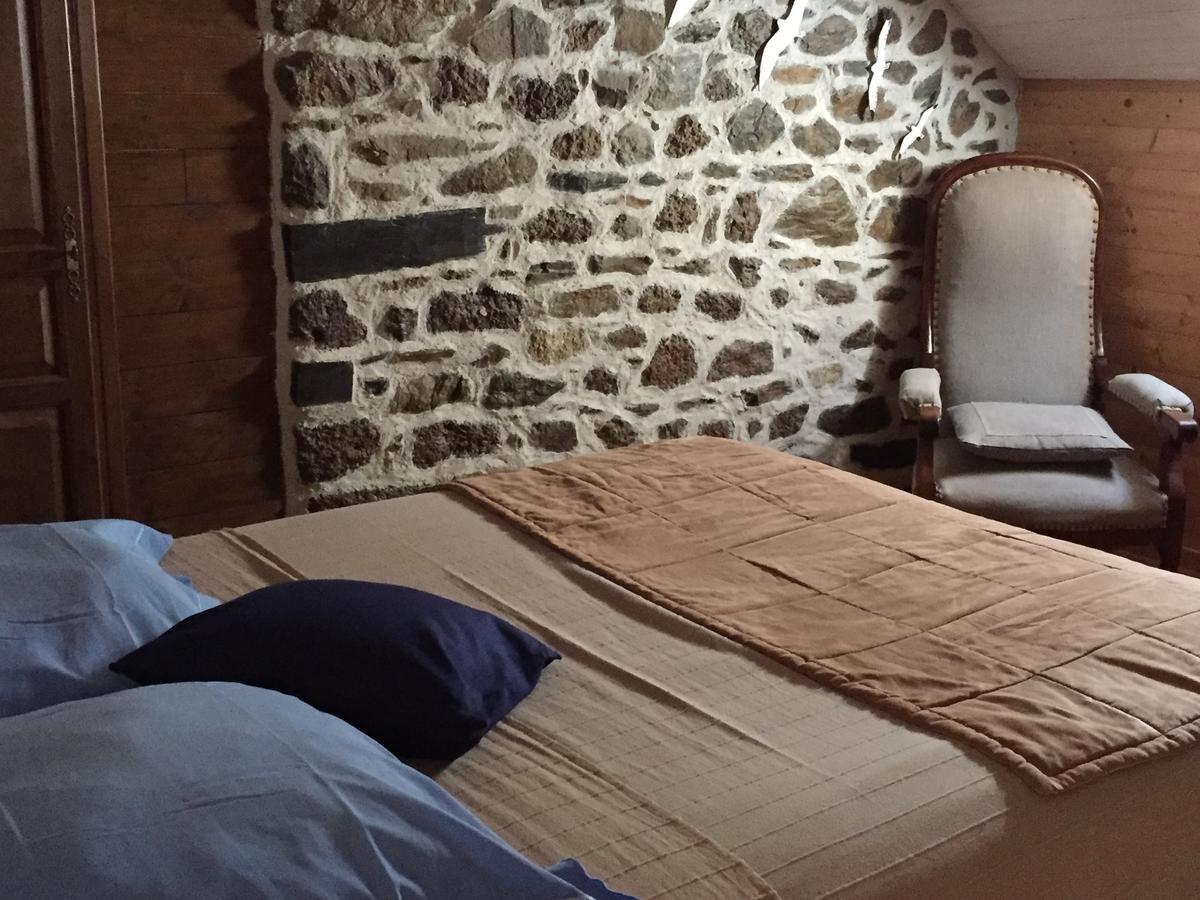 Gites Au Clos Du Lit Saint-Aaron Екстер'єр фото