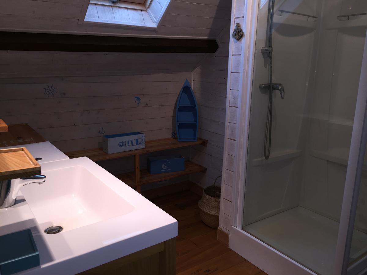 Gites Au Clos Du Lit Saint-Aaron Екстер'єр фото